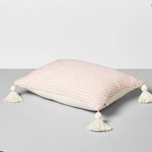 Hearth & Hand Accents - Joanna Gaines throw pillow Hearth & Hand Accents - Joanna Gaines throw pillow